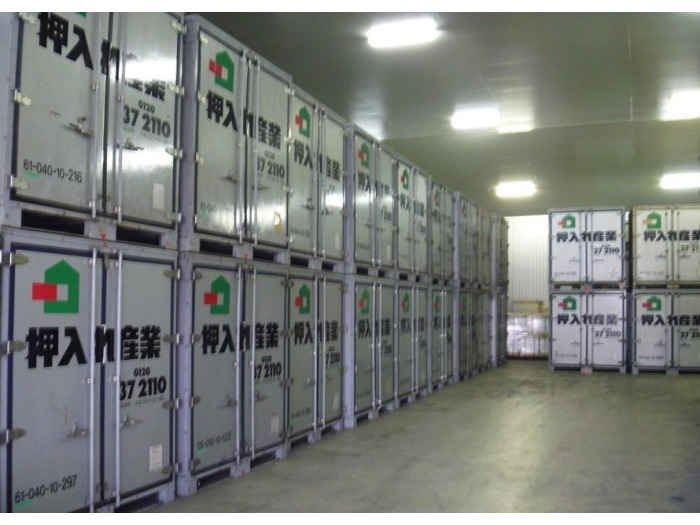 屋内保管・常人管理で安心・安全 押入れ産業 仙台東邦店外観1