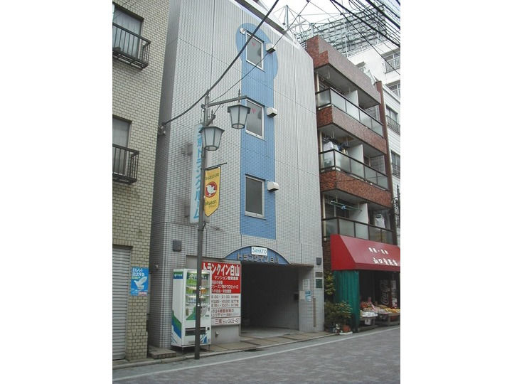 三京トランクルーム トランクイン白山外観1