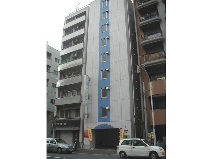 三京トランクルーム トランクイン鳥越外観1