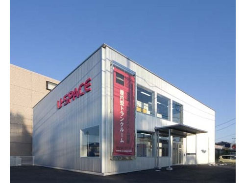 ユースペース牛久店外観1