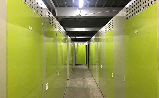 シートランクルーム芝3丁目店設備1