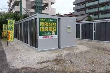イーストレージ刈谷大正　レンタルトランク・レンタルコンテナ外観1