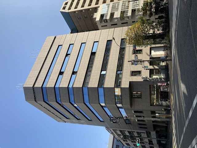 エーユー入船ビル機械式駐車外観1