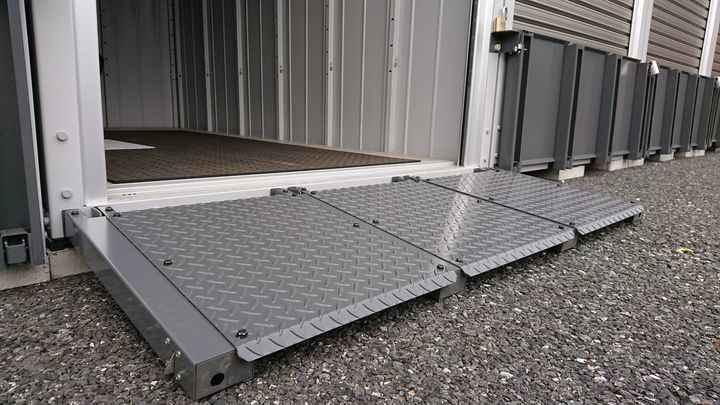 バイクストレージ七里駅前