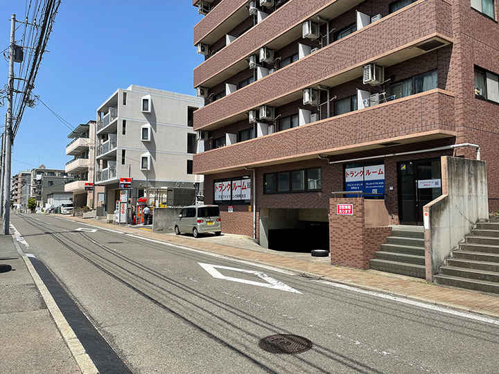 アルファトランク仲町台Ⅱ外観1