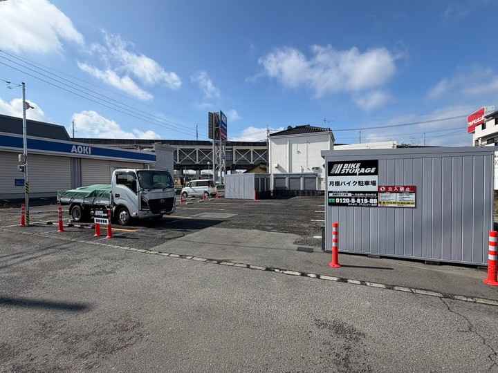 バイクストレージ高崎市大八木町外観1