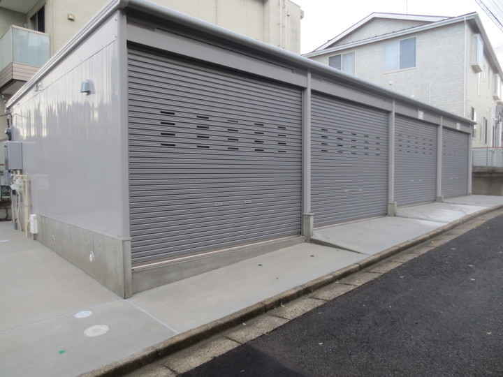 マルケイガレージ外観1