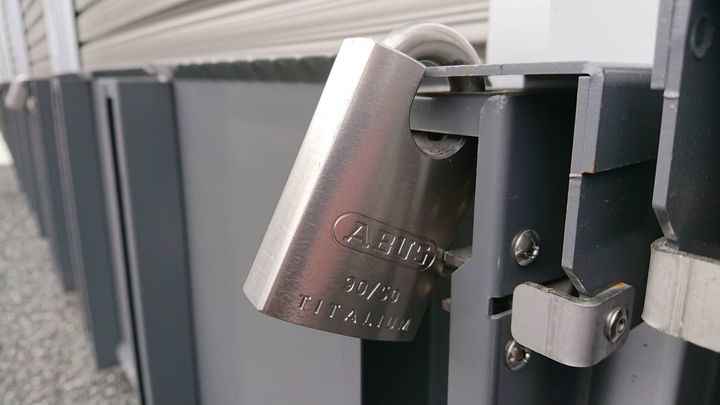 バイクストレージ座間市東原外観1