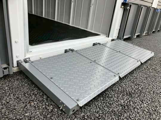 バイクストレージ伊勢原市白根