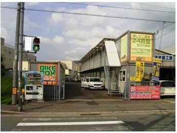 レンタルボックス麦野店外観1