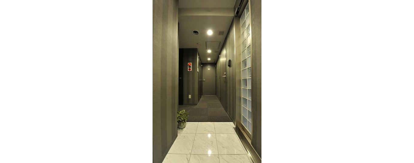 Ｒ・ＳＱＵＡＲＥ青葉台外観1