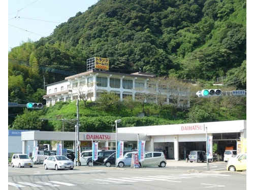 トランクルーム伊敷本社外観1