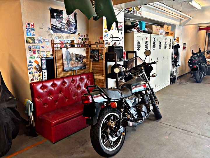 バイクガレージ西東京クラブ外観1