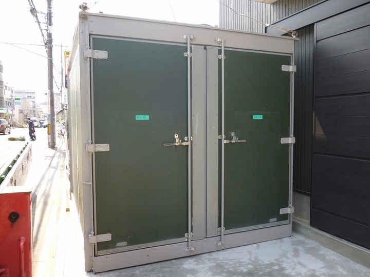 スペースプラスバイクコンテナ烏山外観1