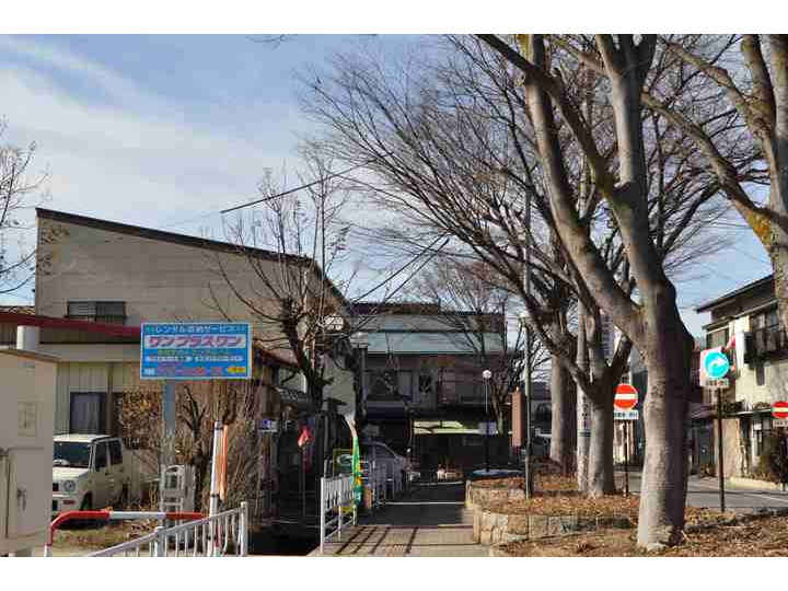 レンタル収納サービス　ワンプラスワン外観1