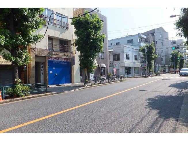 アルファトランク世田谷太子堂外観1