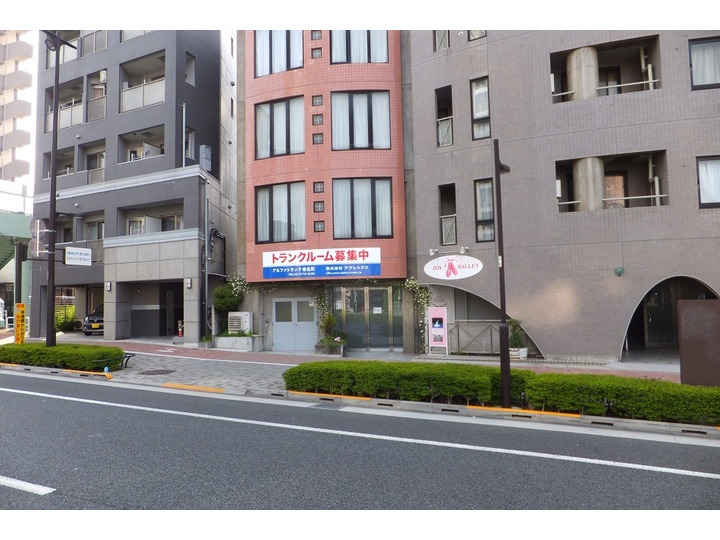 アルファトランク椎名町外観1